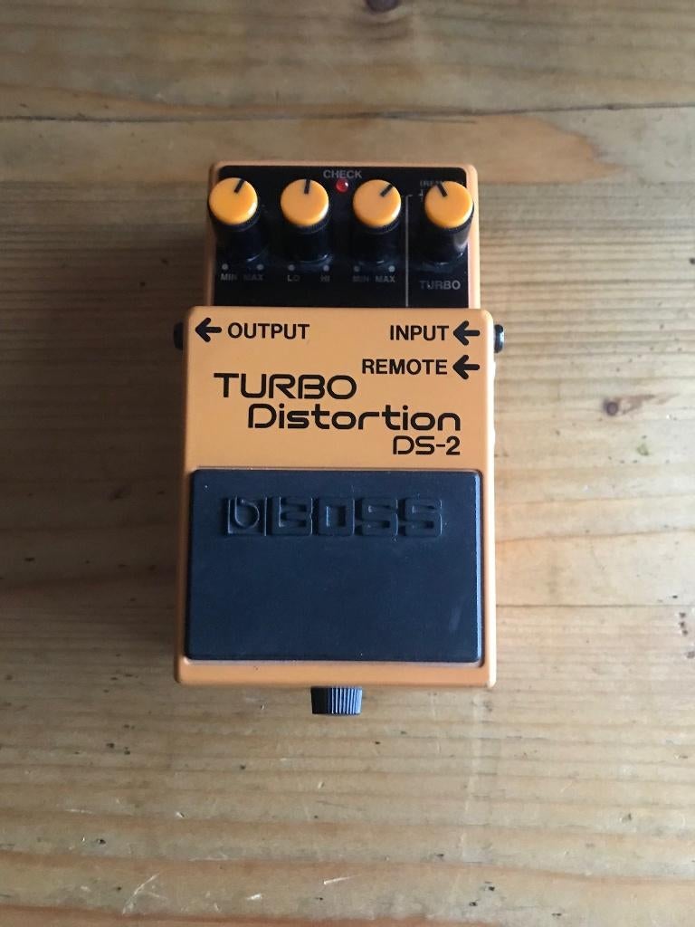 BOSS Turbo distortion DS-2 pedal, Muziek en Instrumenten, Effecten, Ophalen, Gebruikt, Distortion, Overdrive of Fuzz