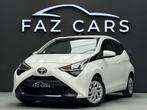Toyota Aygo 1.0i VVT-i * 1ER PROP + CLIM + CAMERA + GARANTIE, Auto's, Toyota, 4 zetels, Stof, Gebruikt, 72 pk