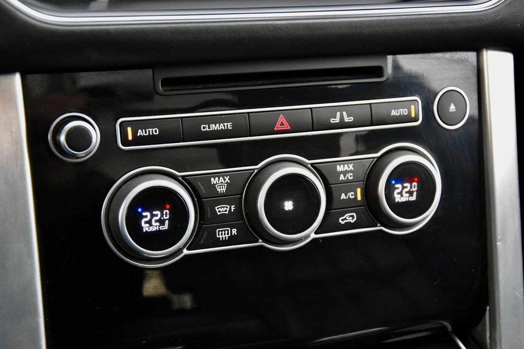 Land Rover Range Rover Range Rover SDV6 Hybrid *PANO*, Auto's, Land Rover, Automaat, Gebruikt, Zwart, Leder