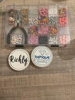 Kralen doos met draad, Hobby en Vrije tijd, Kralen en Sieraden maken, Ophalen, Zo goed als nieuw, Draad