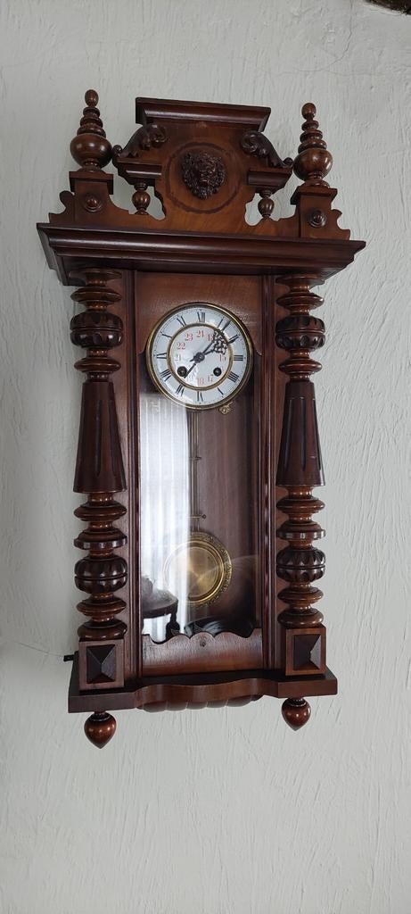 erkende wandklok hout + slinger sleutel Vintage 1950, Antiek en Kunst, Antiek | Klokken, Ophalen