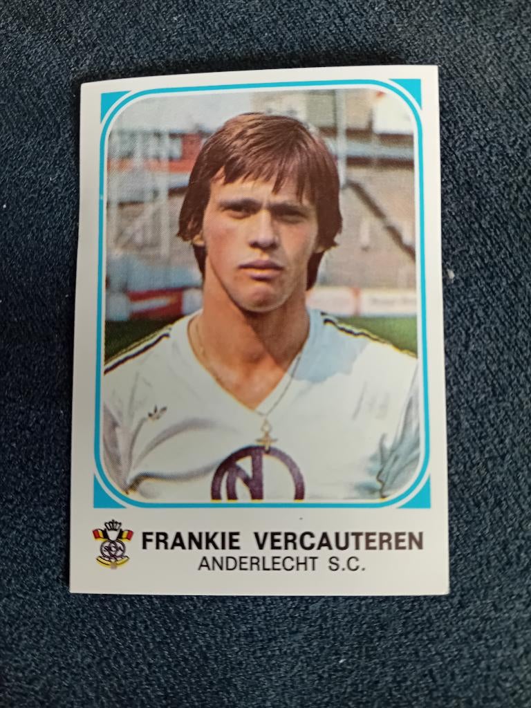 panini sticker Football 77 nr 27, Enlèvement ou Envoi, Neuf, Autocollant