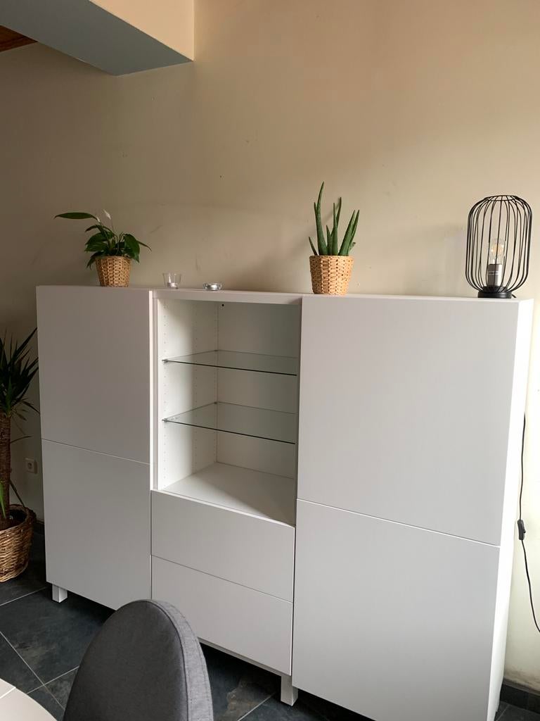 Meuble blanc, Enlèvement, Comme neuf