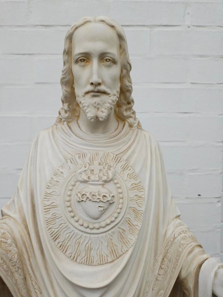 Groot Jezusbeeld in gips, Ophalen