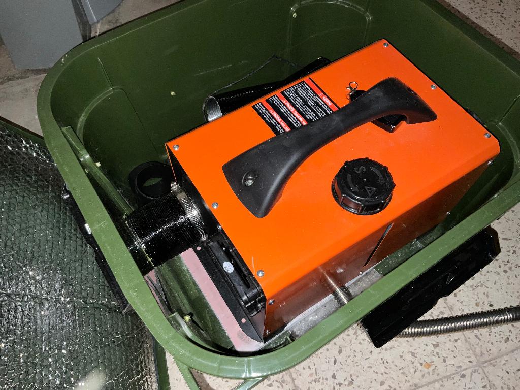 Chauffage diesel, Caravans en Kamperen, Kampeeraccessoires, Ophalen, Zo goed als nieuw