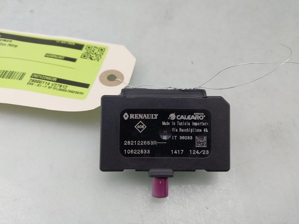 ANTENNE VERSTERKER Renault Trafic (1FL / 2FL / 3FL / 4FL), Gebruikt, Renault, Peter-Huppertz-Straße 5
51063  Köln, DE, Dialog.deutschland@renault.de