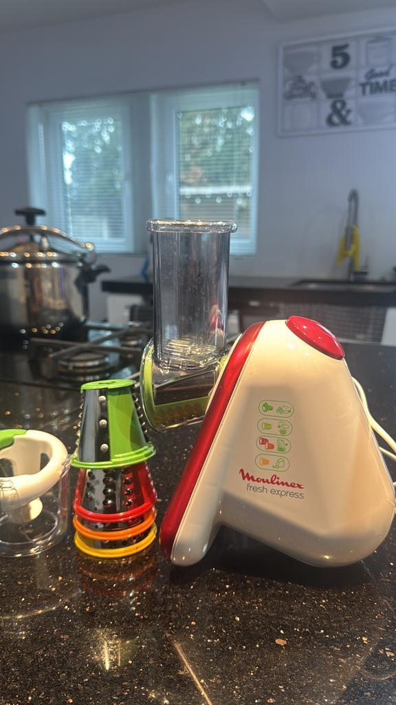 Moulinex Fresh Express – snij & rasp machine, Electroménager, Extracteurs de jus, Comme neuf, Enlèvement