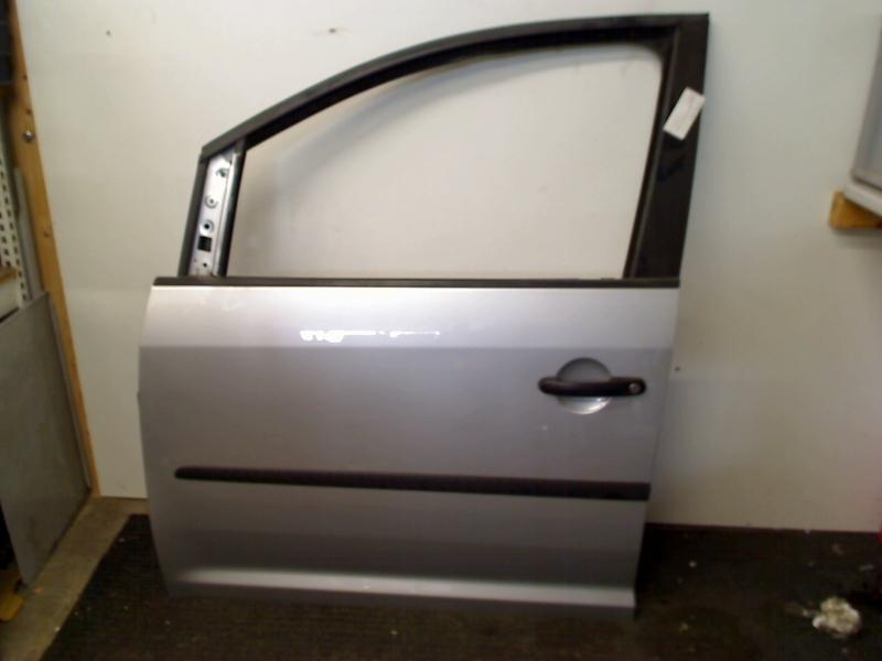 PORTE AVANT GAUCHE LA7W Volkswagen Touran (1T1 / T2), Gauche, Utilisé, Porte, De Bloemendaal 21 21
5221 EB  'S HERTOGENBOSCH, NL