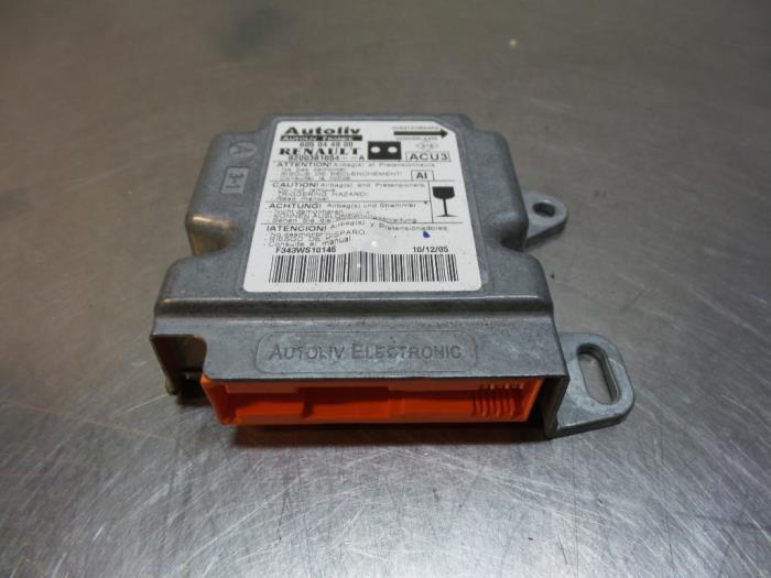 Module airbag d'un Renault Kangoo (Kangoo 01-), Autos : Pièces & Accessoires, Électronique & Câbles, Renault, Utilisé, 3 mois de garantie