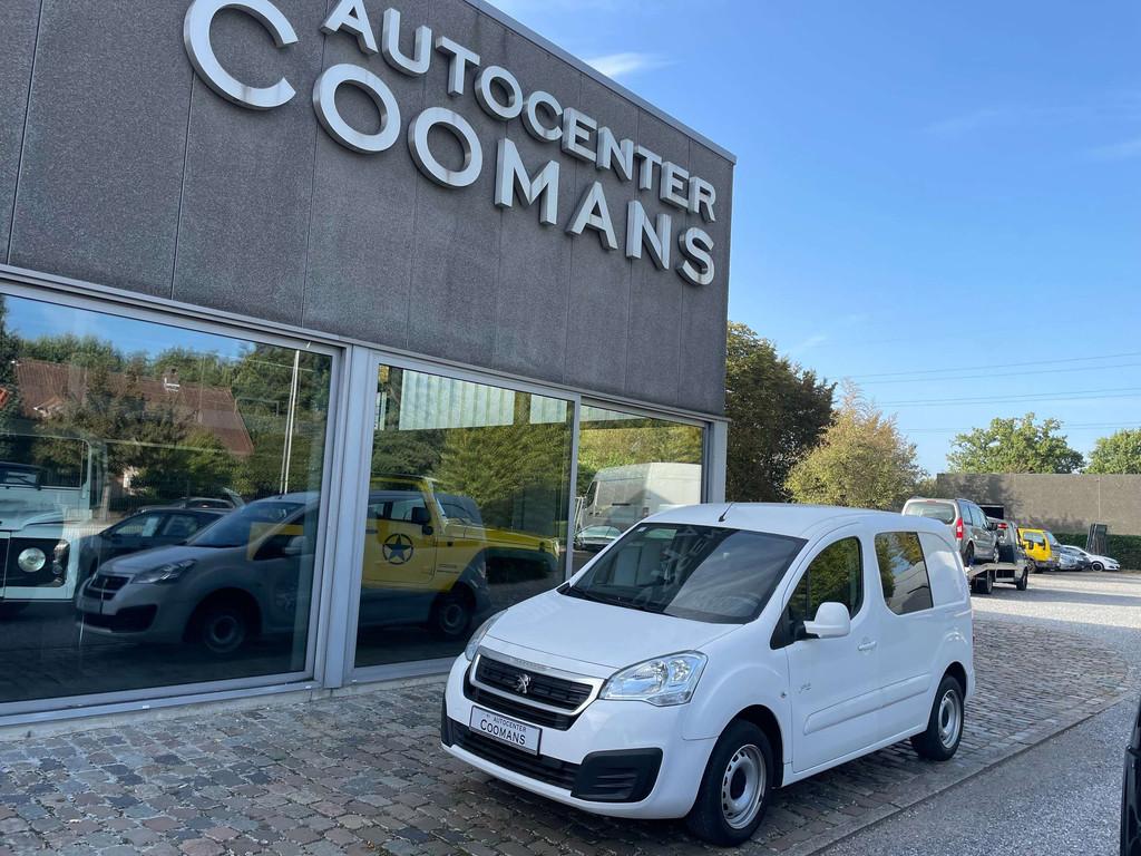 Peugeot Partner 1.6Hdi (bj 2017), Auto's, Bestelwagens en Lichte vracht, Voorwielaandrijving, https://public.car-pass.be/vhr/0b4323e7-56a7-441f-a2ac-e41f888c90a5