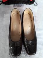 Dames schoenen bruin maat 39 in mooie staat, Bruin, Instappers, Gedragen, Ophalen