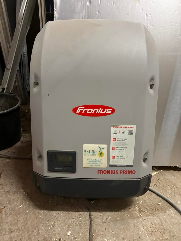 Panneaux photovoltaïques et onduleur, Bricolage & Construction, Enlèvement, Comme neuf