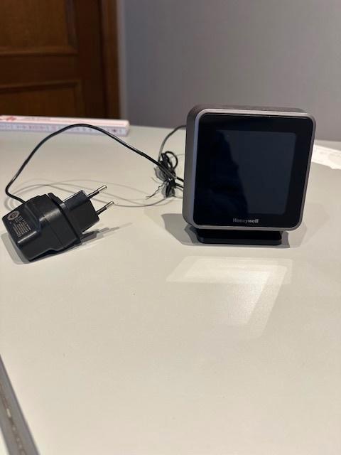 Thermostat intelligent Honeywell T 6R, Bricolage & Construction, Thermostats, Utilisé, Thermostat intelligent, Enlèvement ou Envoi