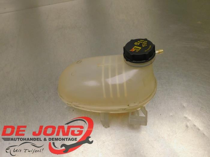 Réservoir d'expansion d'un Ford Kuga, -, 3 mois de garantie, -, -