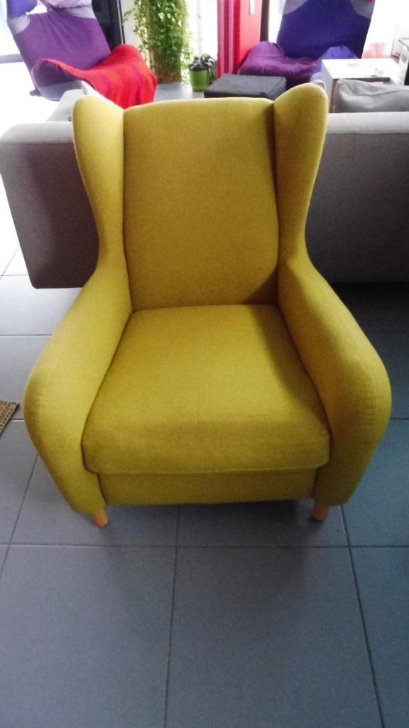 1- zitmeubel in oker-geel, Ophalen, Gebruikt, Eenpersoons, 75 tot 100 cm