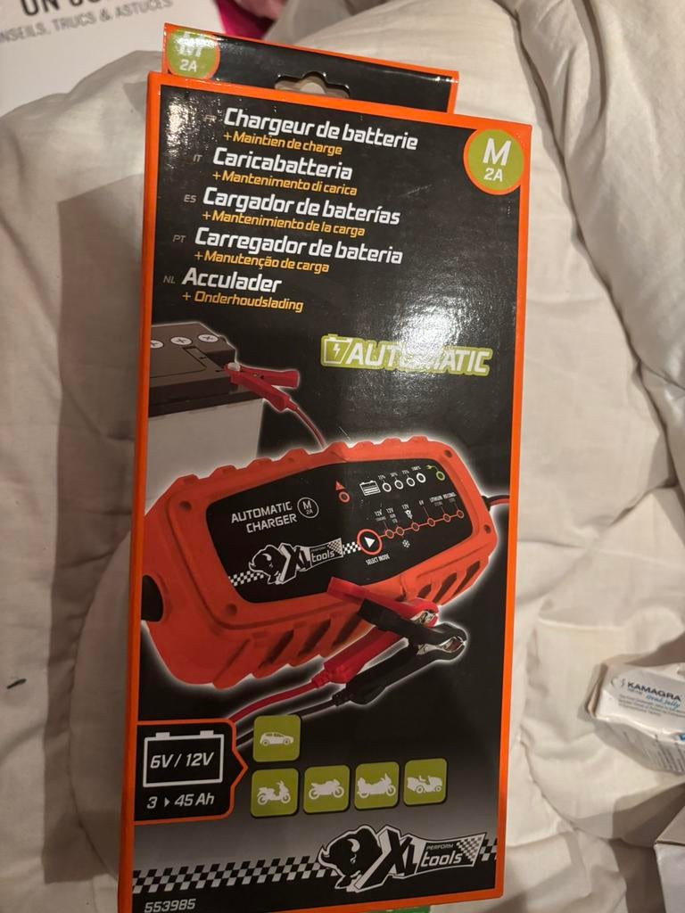 Chargeur de batterie 15euros, Ophalen of Verzenden