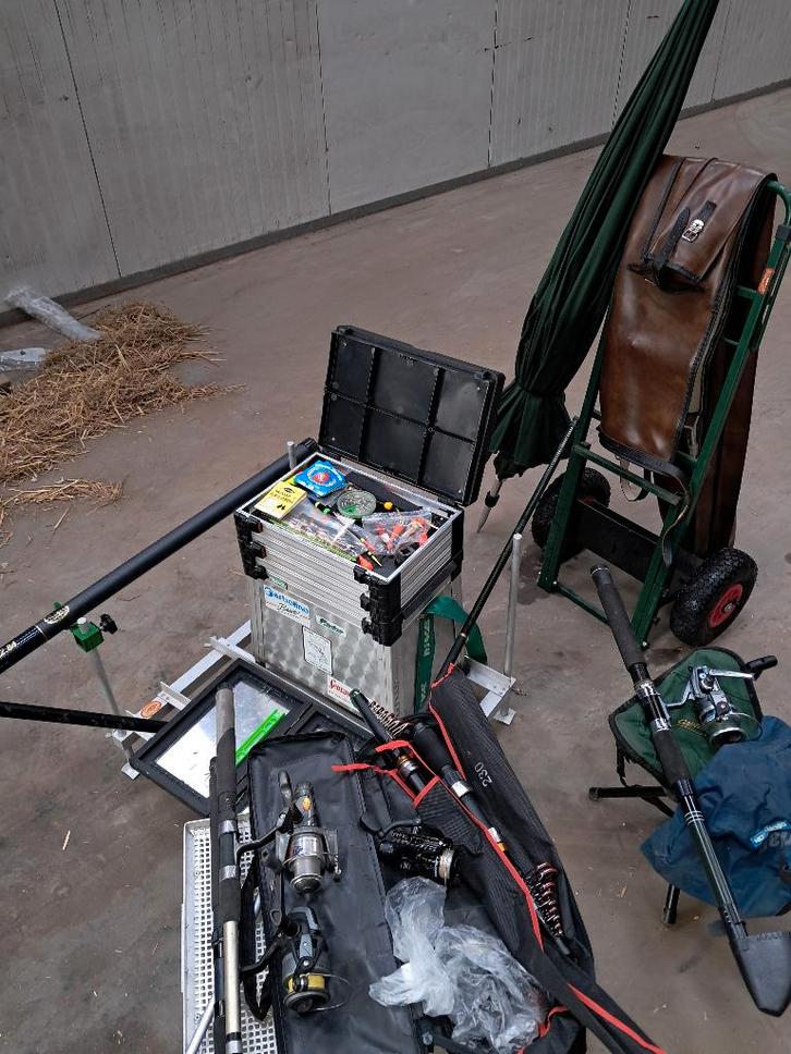 Vissersplaats, Watersport en Boten, Hengelsport | Algemeen, Zo goed als nieuw, Complete hengel, Ophalen