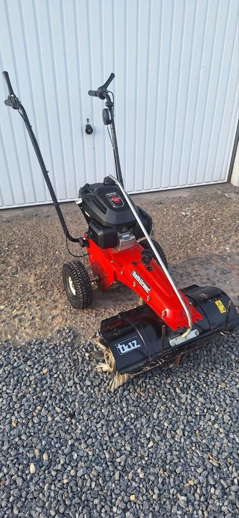 Brosse thermique - Balayeuse TIELBURGER HONDA, Enlèvement