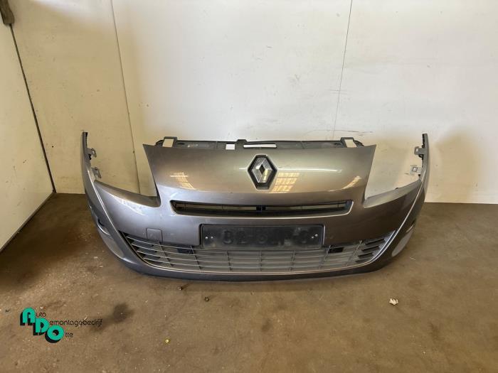 Pare-chocs avant d'un Renault Grand Scenic (Grand Scenic 09-, Renault, -, 3 mois de garantie, Utilisé