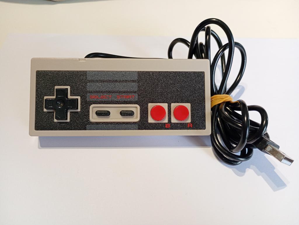 NES-USB-controller (Nintendo Entertainment System), Games en Spelcomputers, Spelcomputers | Nintendo NES, Ophalen of Verzenden