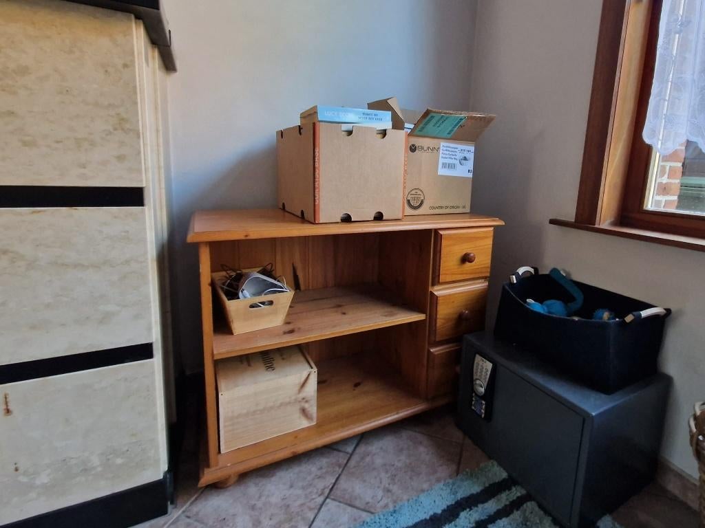 TV kast met (open + lades) - GRATIS, Ophalen, Gebruikt, 100 tot 150 cm