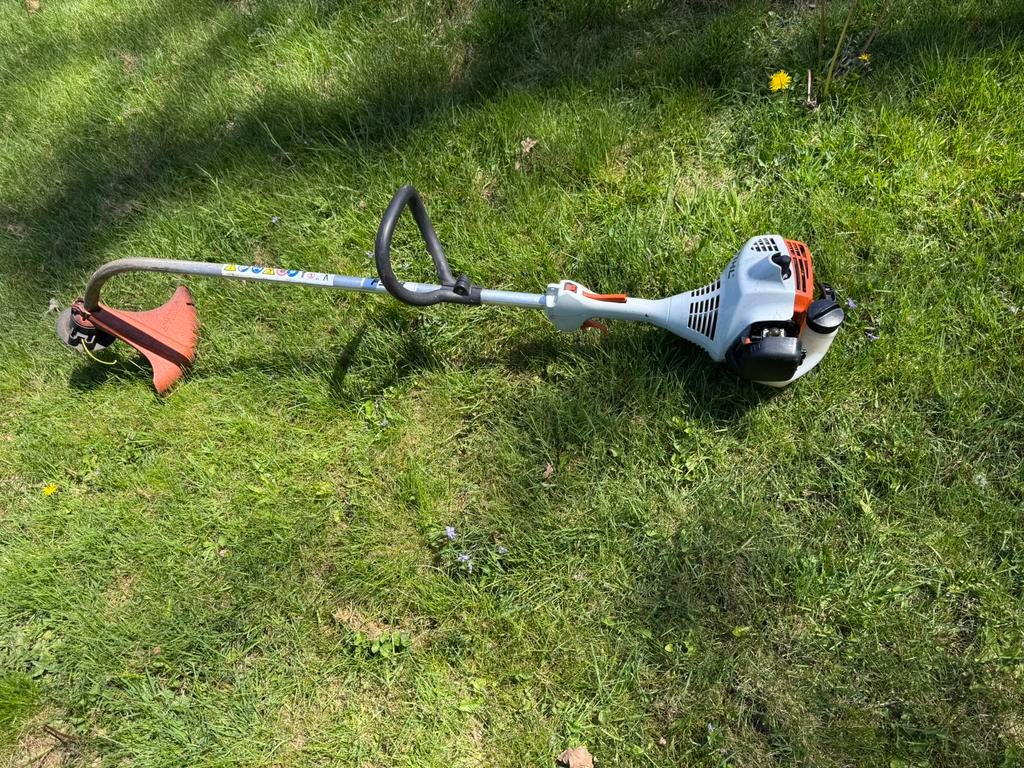 Benzine grastrimmer bosmaaier Stihl fs38, Ophalen, Gebruikt, 10 tot 30 cm, Benzine