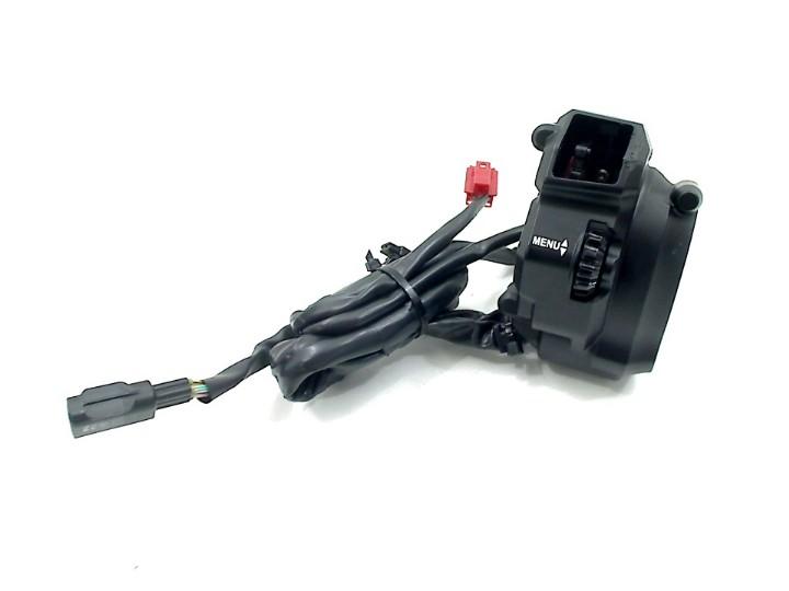 COMMUTATEUR DROIT Yamaha MT 09 2021-2023 (MT09 B7N), Dhr. S. di Majo, Utilisé, Info@cama-motorparts.nl, P.J. Troelstraweg 8 8
3144 CX  MAASSLUIS, NL