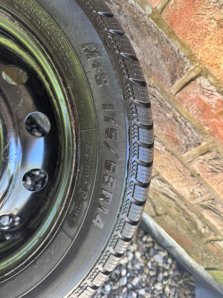 Kit hiver (pour hyundai I10- I20), Autos : Pièces & Accessoires, Pneus & Jantes, Pneus et Jantes, Pneus hiver, Enlèvement, Utilisé