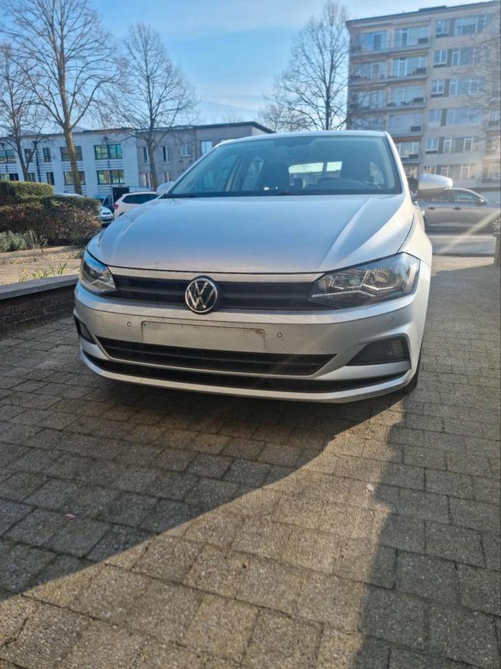 VW Polo 1.0 essence, Autos, Volkswagen, Particulier, Polo, Essence, Euro 6, Hatchback, Boîte manuelle, Argent ou Gris, Enlèvement