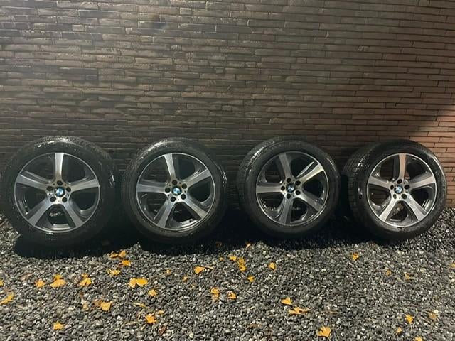 Set aluminium velgen + banden + sensoren 19’’ BMW, Gebruikt, 255 mm, Banden en Velgen, All Season