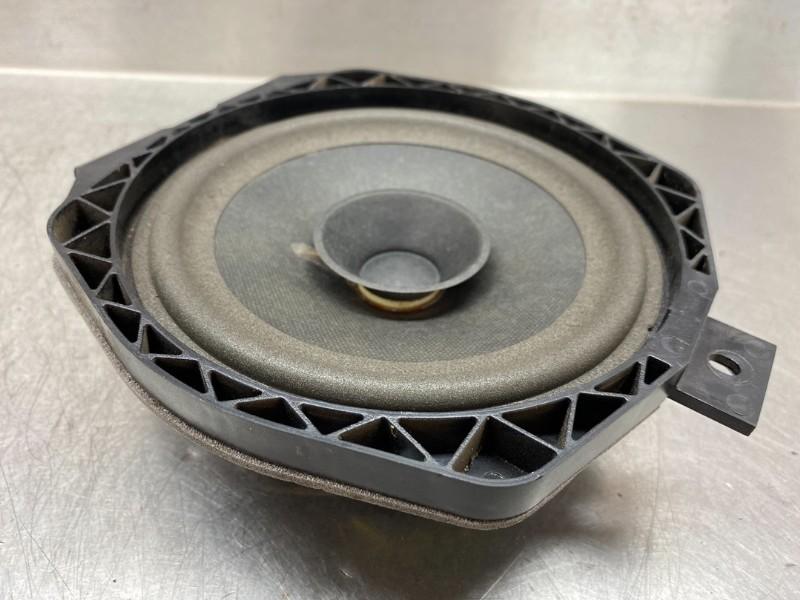 LUIDSPREKER Isuzu D-Max (01-2002/05-2012) (|8980610460|), Gebruikt, Overige automerken