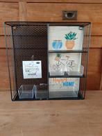 Metalen wandkastje (Nieuw), Antiek en Kunst, Ophalen of Verzenden