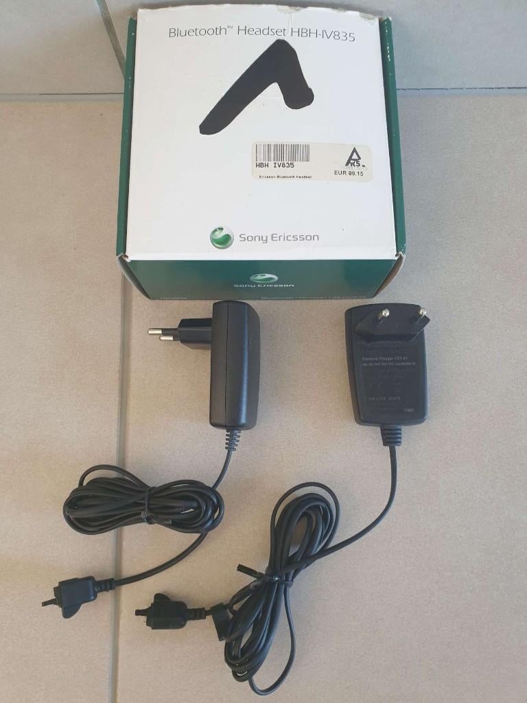 2x lader voor Bluetooth headset Sony Ericsson HBH-IV835, Telecommunicatie, Mobiele telefoons | Oordopjes, Sony, Bluetooth, Ophalen