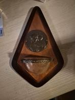 Wijwaterbakje, Ophalen