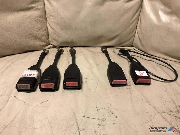 Bmw E30 gordelvanger voorstoel type 1 en 2 gordel 3-serie m3, Auto-onderdelen, Interieur en Bekleding, BMW, Gebruikt, Ophalen of Verzenden