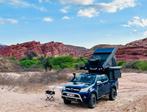 Solide Toyota HiLux Overlander avec cellule Alucab Khaya, Caravanes & Camping, Camping-cars, Roue de secours, Autres marques, Siège standard