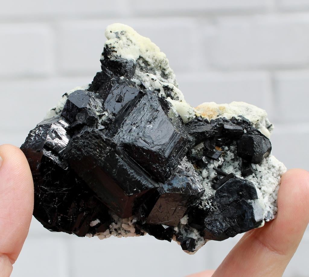 TOERMALIJN en MICROLIEN uit ERONGO in NAMIBIE, Ophalen of Verzenden, Mineraal