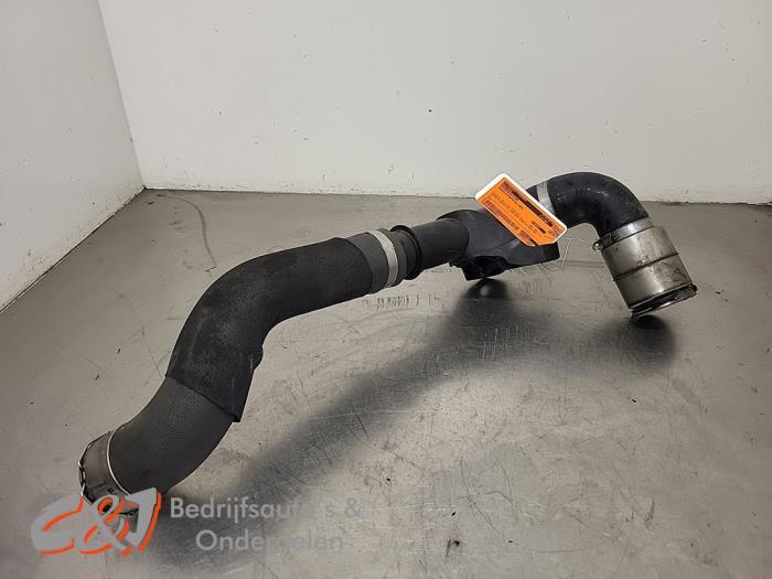 Intercooler Slang van een Nissan Interstar, Auto-onderdelen, Airco en Verwarming, Nissan, Gebruikt, 3 maanden garantie, Ophalen of Verzenden