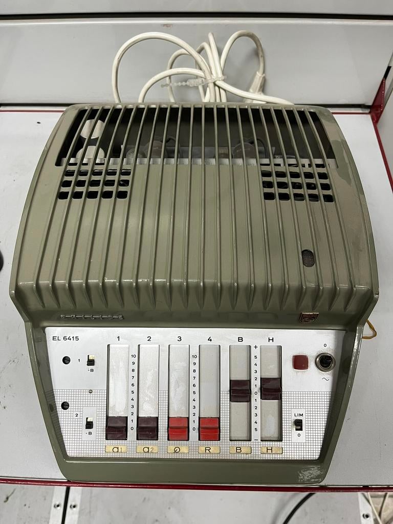 Philips EL 6415 Vintage buizenversterker - jaren 60, Antiek en Kunst, Antiek | Tv's en Audio, Ophalen