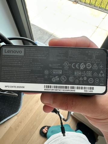 Lenovo 65w oplader, Computers en Software, Laptop-opladers, Ophalen of Verzenden, Zo goed als nieuw