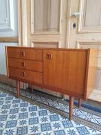 Petit buffet de style scandinave, Huis en Inrichting, Kasten | Dressoirs, Ophalen, Zo goed als nieuw