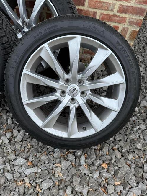 Originele 18 inch velgen van volvo met winterbanden, Auto-onderdelen, Banden en Velgen, Velg(en), Winterbanden, 18 inch, 245 mm