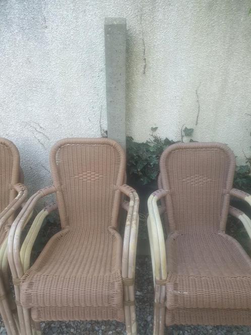 Te koop 8 wicker terrasstoelen !!, Tuin en Terras, Tuinstoelen, Gebruikt, Wicker, Stapelbaar, Ophalen