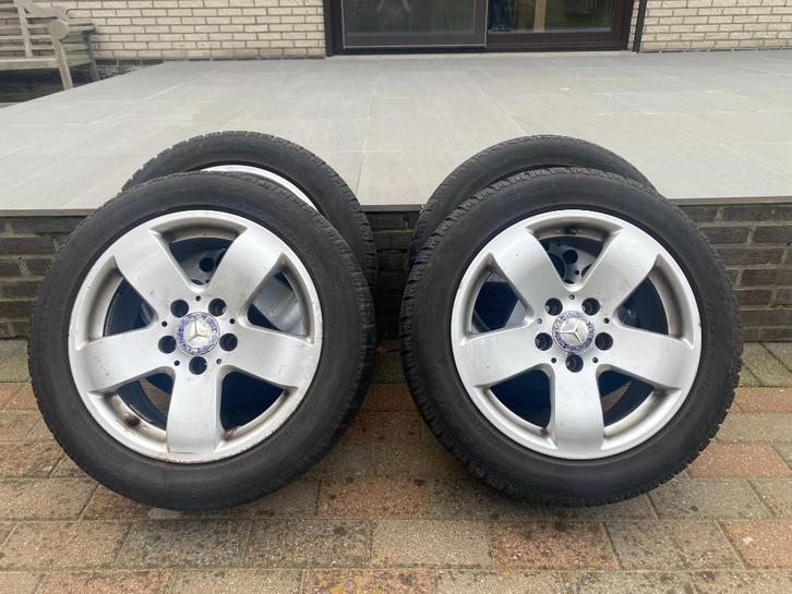 Originele Mercedes R16 alu velgen met Pirelli winterbanden, Auto-onderdelen, Banden en Velgen, Velg(en), Winterbanden, 16 inch