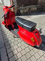 vespa 50 stuks jaar 1983 (prijs 1600 euro), Fietsen en Brommers, Brommers | Vespa, Ophalen, Gebruikt, Overige modellen, Klasse B (45 km/u)