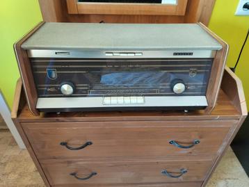 Radio Philips beschikbaar voor biedingen