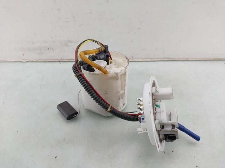 BRANDSTOFPOMP ELECT. CLA (118.3) (01-2019/-) (|A2474703200|), Auto-onderdelen, Brandstofsystemen, Mercedes-Benz, Gebruikt