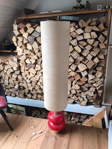 Vintage staanlamp beschikbaar voor biedingen