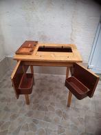 Tafel voor naaimachine, Ophalen, Zo goed als nieuw, Naaimachine