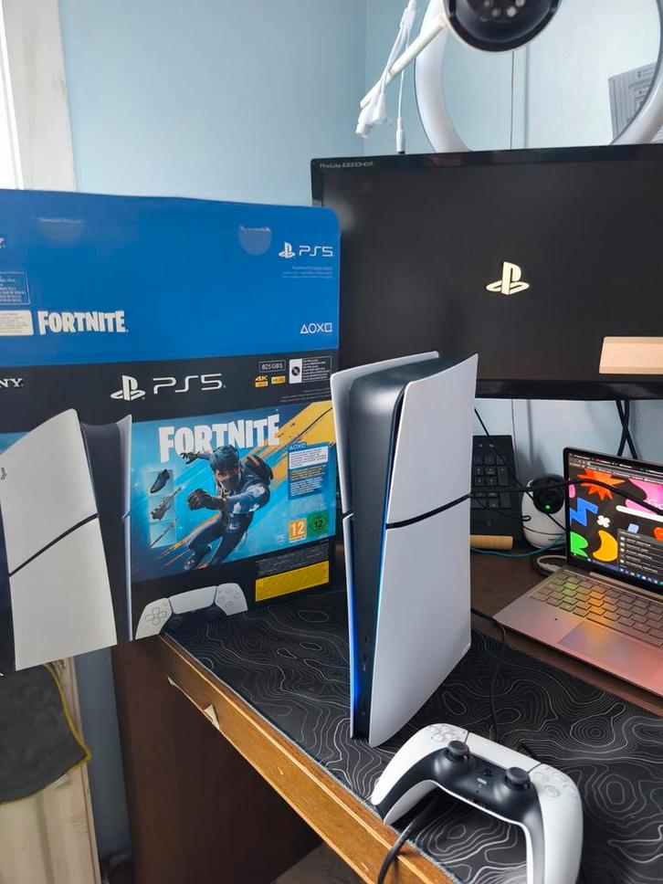 PlayStation 5 slim 825 GB als nieuw, Games en Spelcomputers, Spelcomputers | Sony PlayStation 5, Ophalen of Verzenden